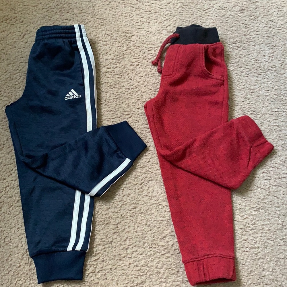 ADIDAS SWEATPANTS -BOYS 4T